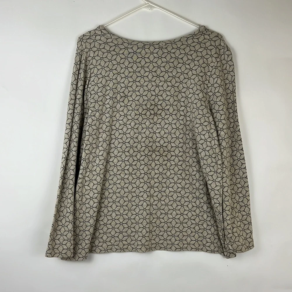 J. JILL long sleeve floral design top tan and gray M - Picture 2 of 10